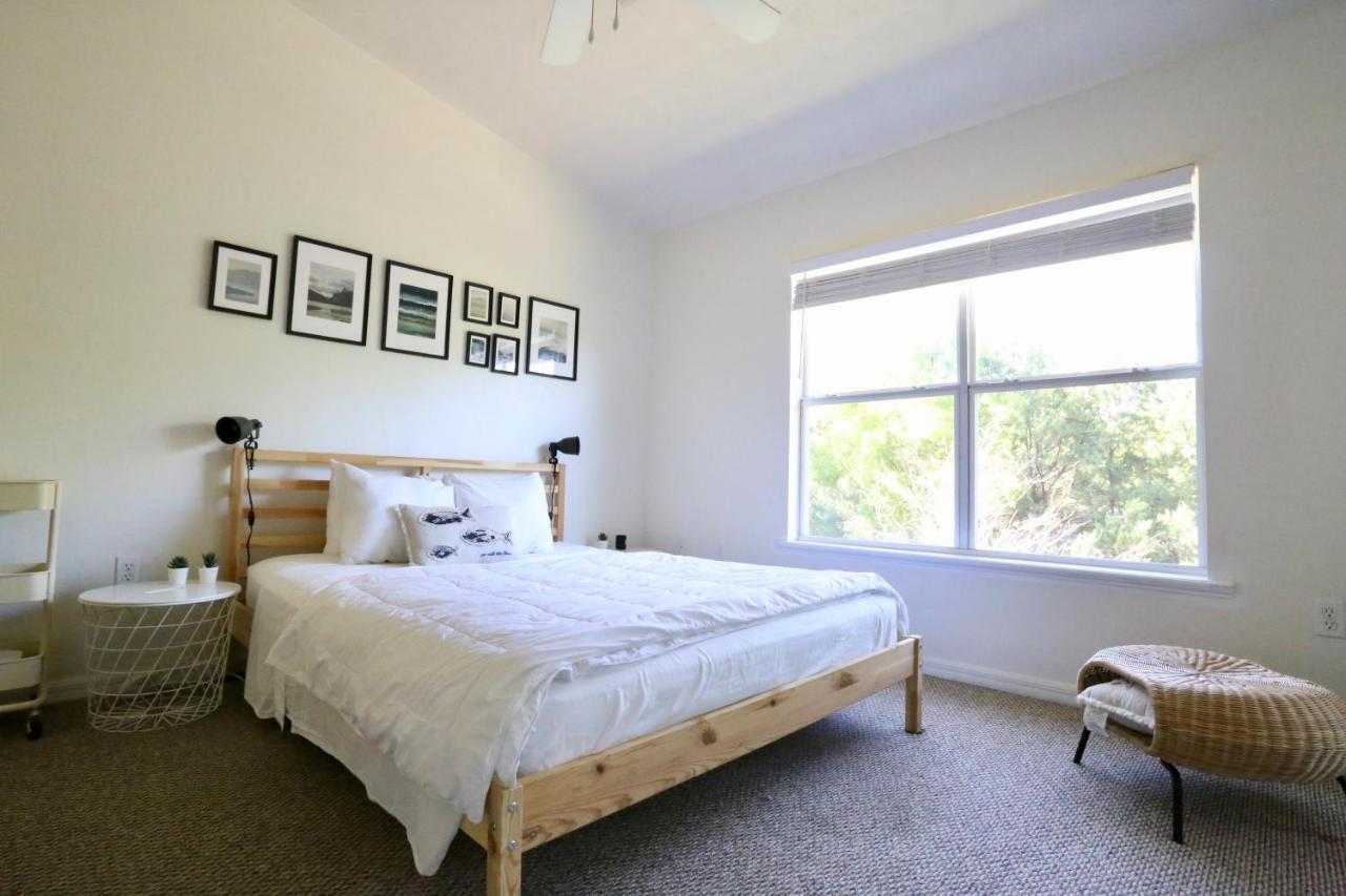 Oaks Modern & Comfy Condo In The Perfect Location Gainesville Exterior foto